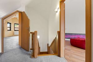 Aufgang Spitzboden - Patrick Pfeiffer Immobilien Straelen