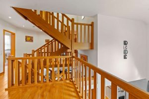 Treppenaufgang - Patrick Pfeiffer Immobilien Straelen