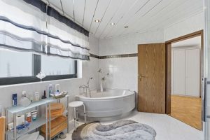 Bad - Patrick Pfeiffer Immobilien