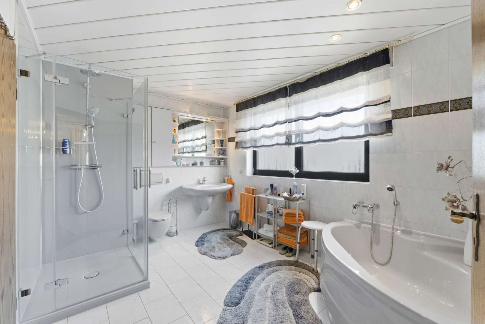 Bad - Patrick Pfeiffer Immobilien