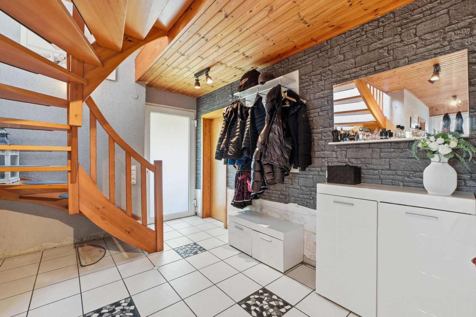 Flur - Patrick Pfeiffer Immobilien