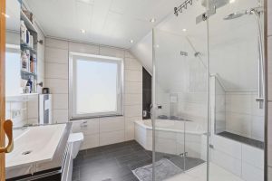 Bad - Patrick Pfeiffer Immobilien